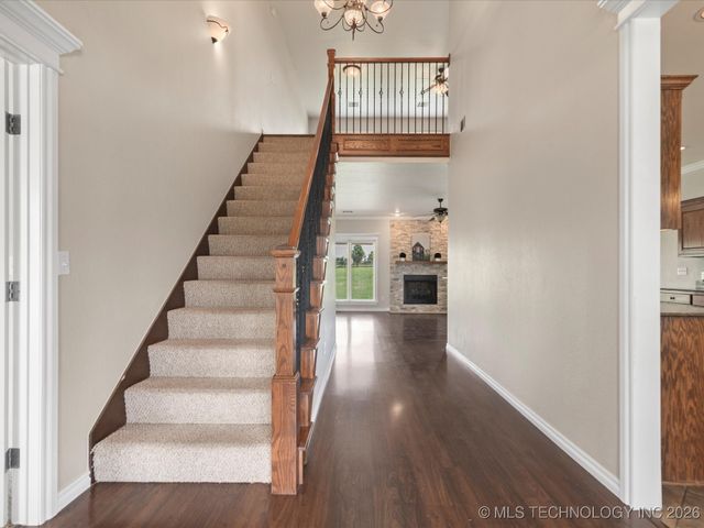 5817 Woodland Road, Bartlesville, OK 74006