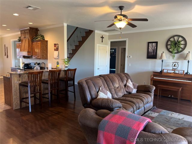 5817 Woodland Road, Bartlesville, OK 74006