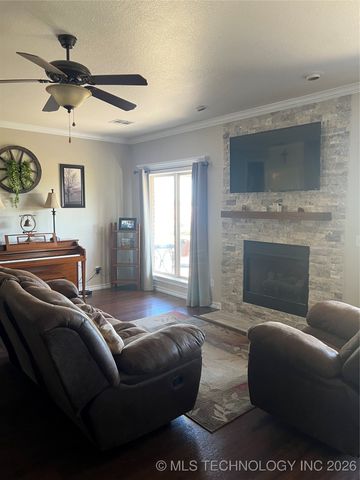 5817 Woodland Road, Bartlesville, OK 74006