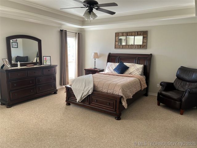 5817 Woodland Road, Bartlesville, OK 74006