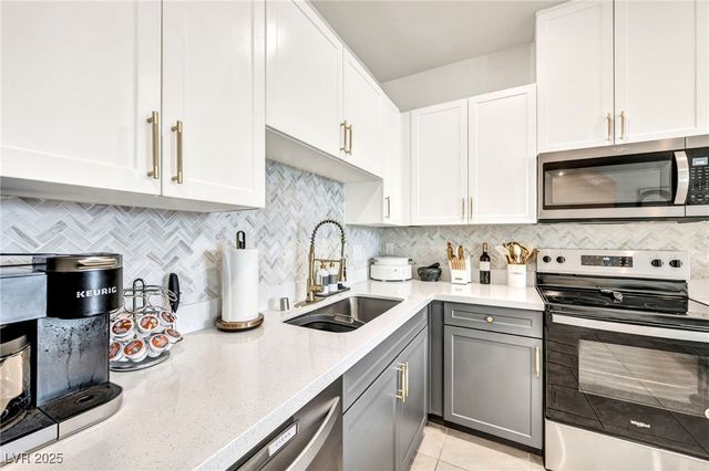 5659 Spellbinding Street, Las Vegas, NV 89148