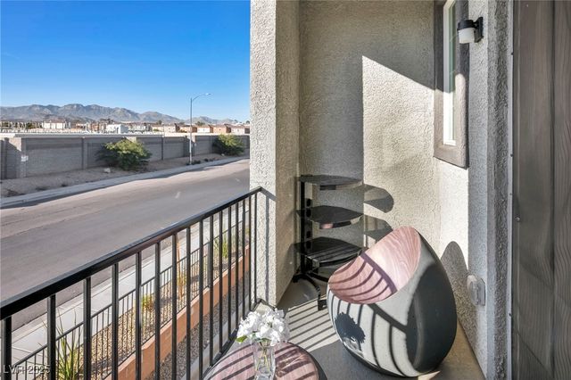 5659 Spellbinding Street, Las Vegas, NV 89148