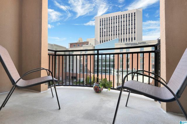 401 20th St S Apt 412, Birmingham, AL 35233