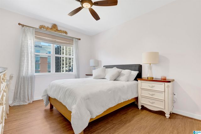 401 20th St S Apt 412, Birmingham, AL 35233