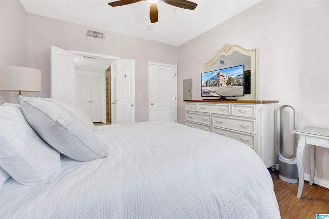 401 20th St S Apt 412, Birmingham, AL 35233