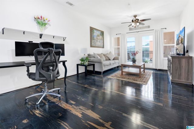 401 20th St S Apt 412, Birmingham, AL 35233