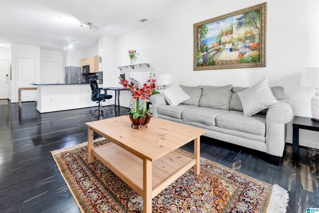 401 20th St S Apt 412, Birmingham, AL 35233