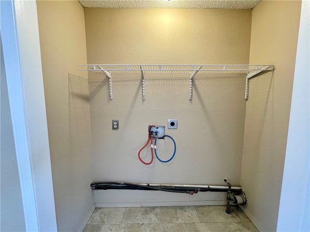 414 W Price Avenue, Springdale, AR 72764