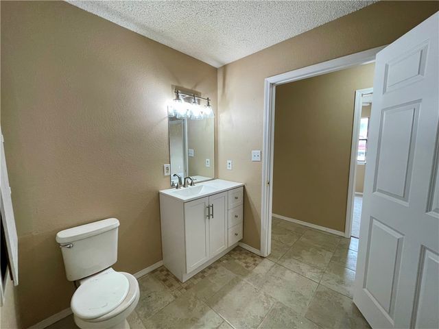 414 W Price Avenue, Springdale, AR 72764