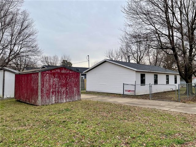 414 W Price Avenue, Springdale, AR 72764