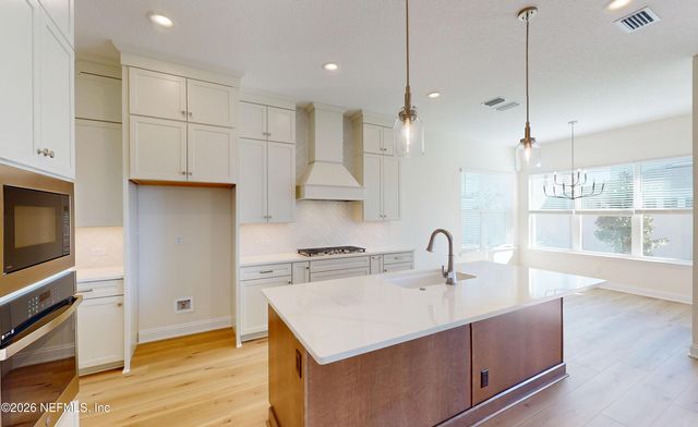 566 CAIDEN Drive, Ponte Vedra, FL 32081