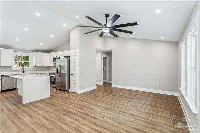 478 Ronda St, Cantonment, FL 32534