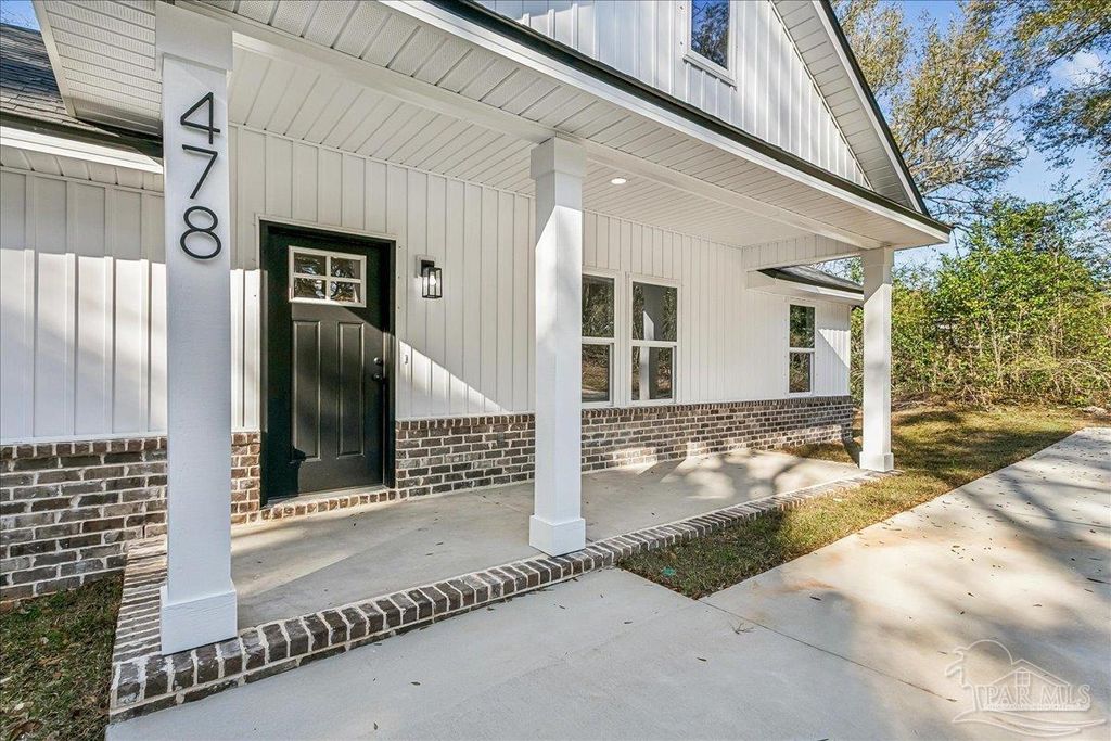 478 Ronda St, Cantonment, FL 32534