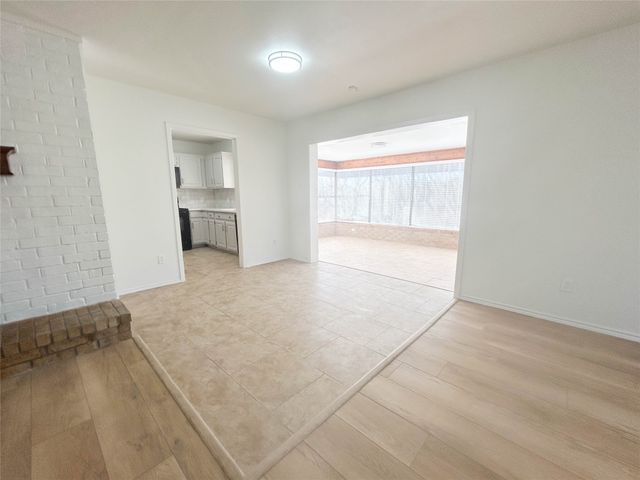 3016 Oakridge Drive, Bedford, TX 76021