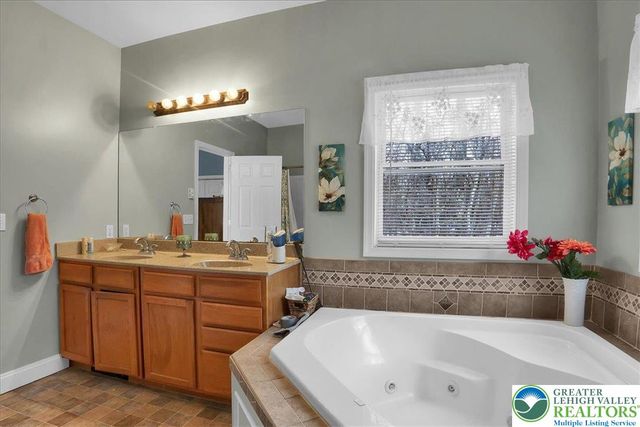 271 Church Road, Penn Forest Twp, PA 18229