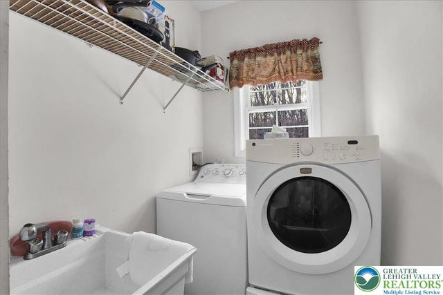 271 Church Road, Penn Forest Twp, PA 18229