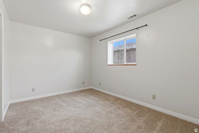 1206 E MOSS CIR, Midvale, UT 84047