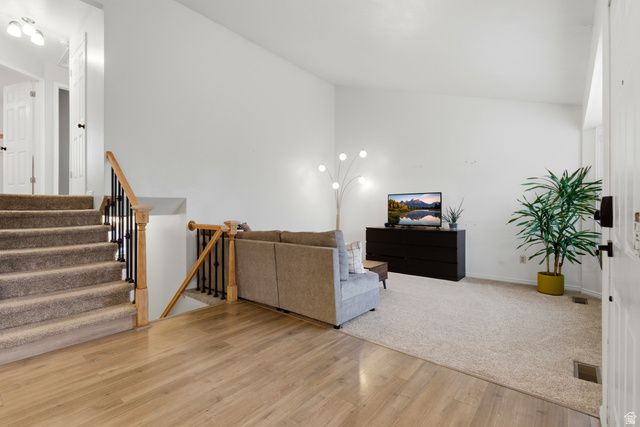 1206 E MOSS CIR, Midvale, UT 84047