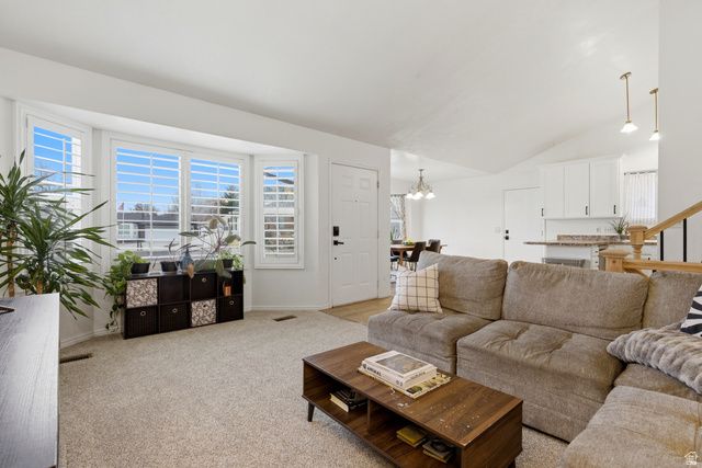 1206 E MOSS CIR, Midvale, UT 84047