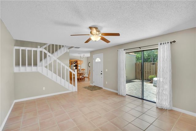 1011 Royal Palm Boulevard B3, Vero Beach, FL 32960