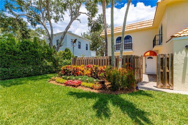 1011 Royal Palm Boulevard B3, Vero Beach, FL 32960