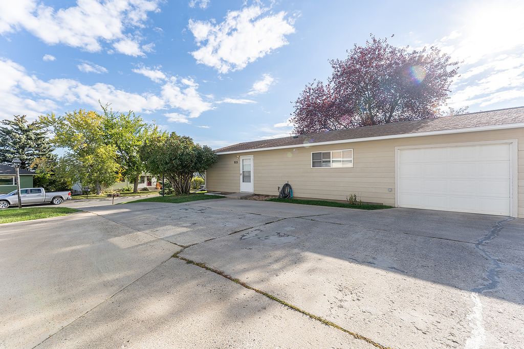 925 and 927 Cannon Street, Helena, MT 59601 photo 5