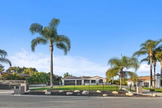 3724-26 Cedar Vale Way, Fallbrook, CA 92028
