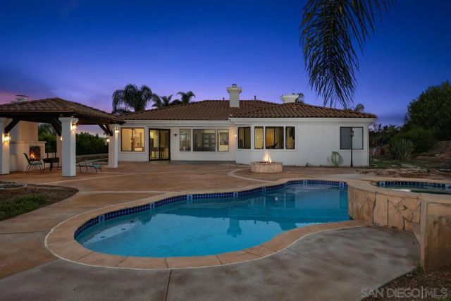 3724-26 Cedar Vale Way, Fallbrook, CA 92028