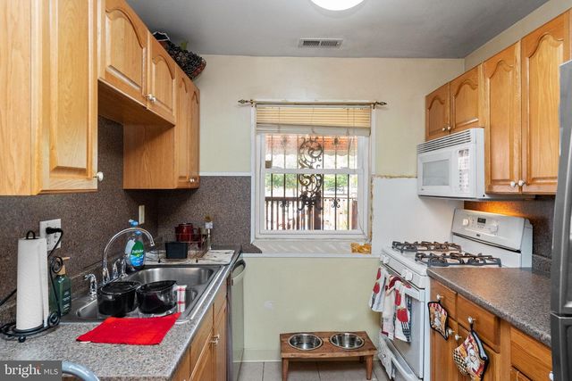 6617 HARLEY ST, Philadelphia, PA 19142
