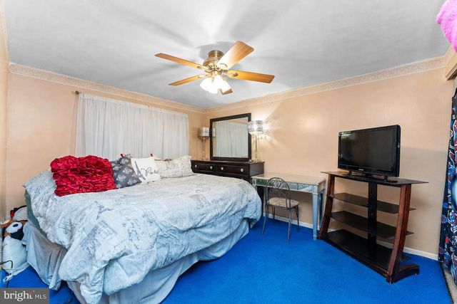 6617 HARLEY ST, Philadelphia, PA 19142