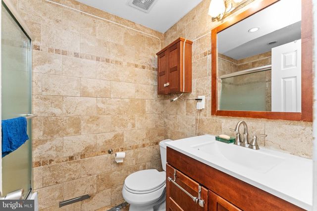 6617 HARLEY ST, Philadelphia, PA 19142