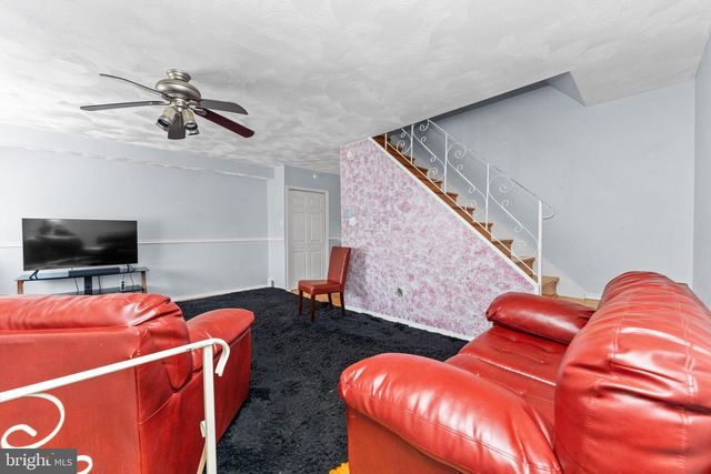 6617 HARLEY ST, Philadelphia, PA 19142