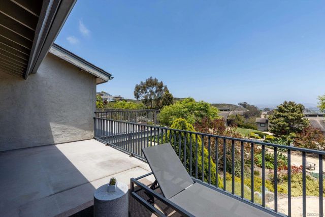 6667 La Jolla Scenic Drive South, La Jolla, CA 92037