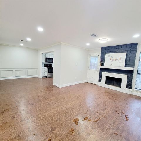 230 Mccarley Place, Mckinney, TX 75071