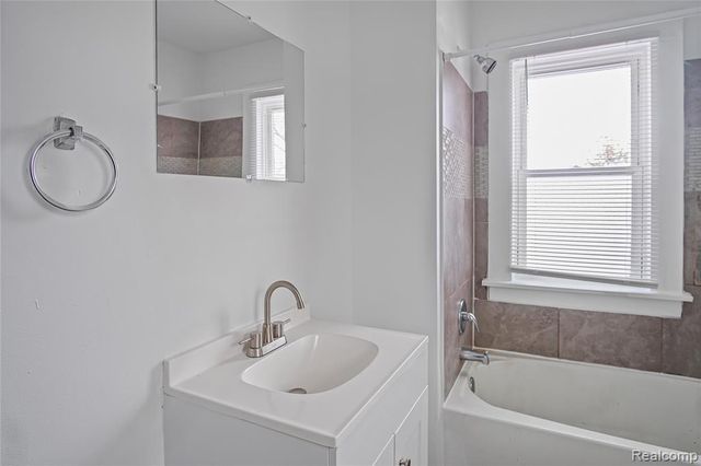 4000 Berkshire Street, Detroit, MI 48224