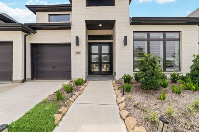 5511 Holly Hollow Lane, Fulshear, TX 77441