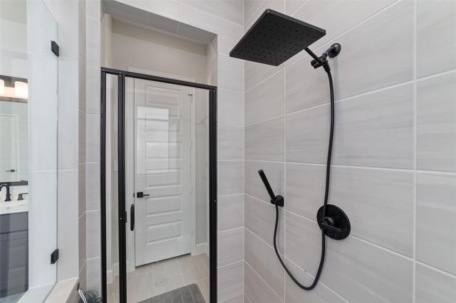 5511 Holly Hollow Lane, Fulshear, TX 77441