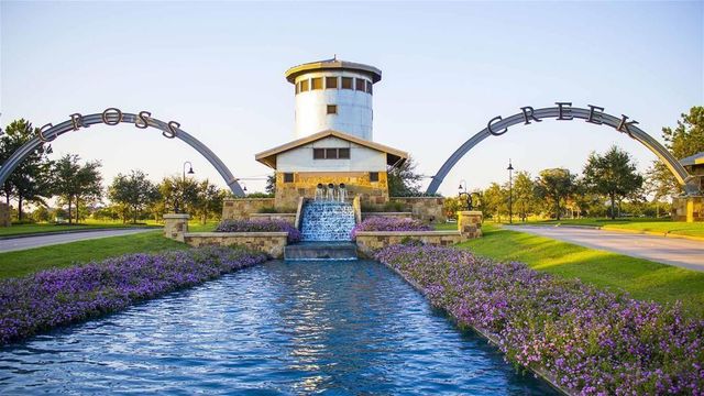 5511 Holly Hollow Lane, Fulshear, TX 77441