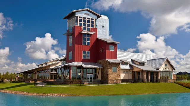 5511 Holly Hollow Lane, Fulshear, TX 77441