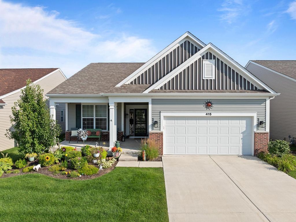 415 Beethoven DRIVE, Lake Geneva, WI 53147