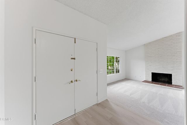 6397 Loma Vista Road, Ventura, CA 93003