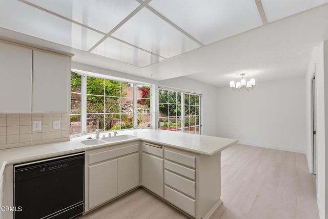 6397 Loma Vista Road, Ventura, CA 93003