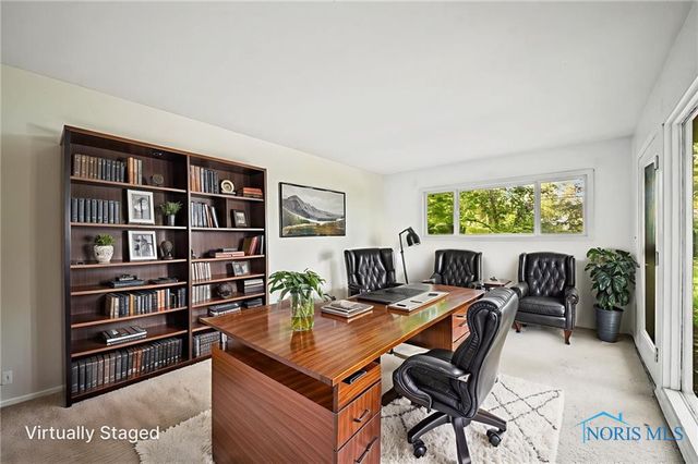 3701 Lincolnshire Woods Road, Toledo, OH 43606