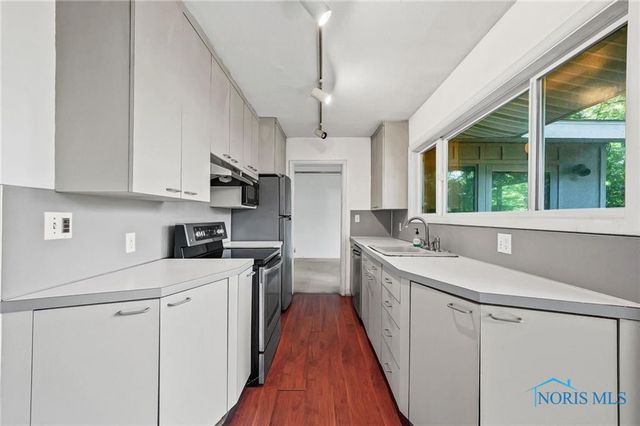 3701 Lincolnshire Woods Road, Toledo, OH 43606