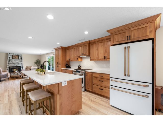 9800 Ne 43RD Ave, Vancouver, WA 98665