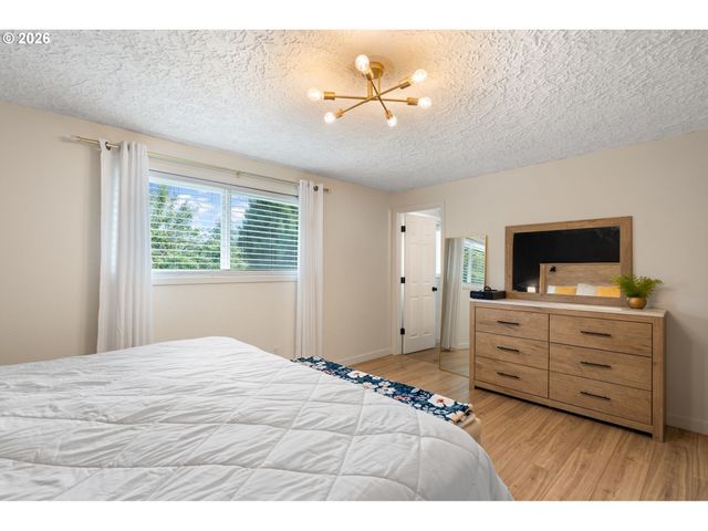 9800 Ne 43RD Ave, Vancouver, WA 98665