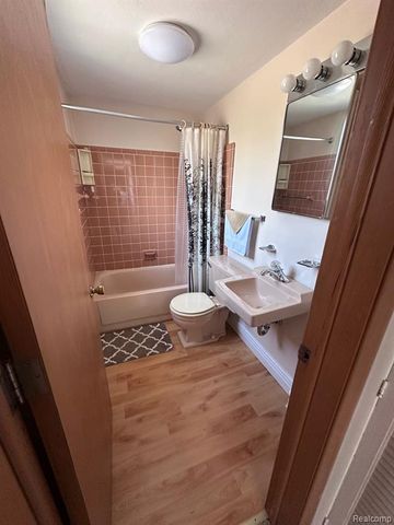 444 N Main Street 218, Marine City, MI 48039