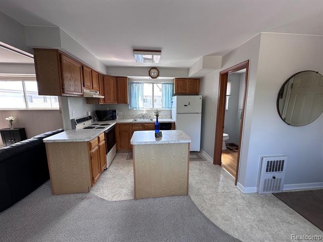 444 N Main Street 218, Marine City, MI 48039