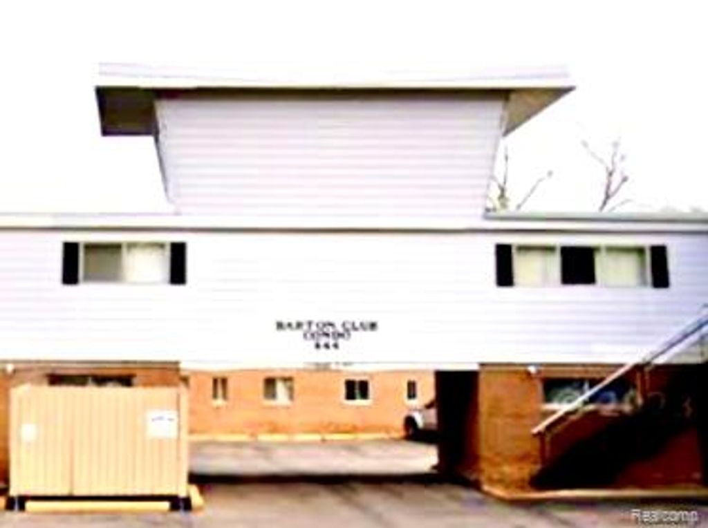 444 N Main Street 218, Marine City, MI 48039