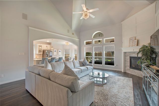 1121 Red Hawk Lane, Forney, TX 75126